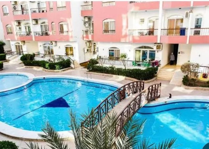 Apartman وحدة فندقية سياحية بكمبوانداند وسط *